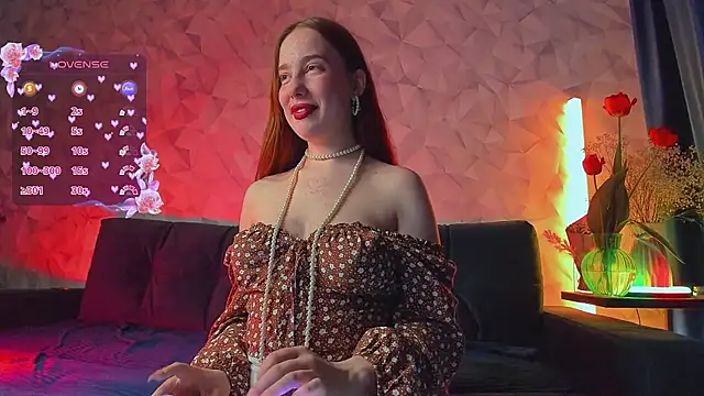 moon siren online show from May 9, 8:22 pm
