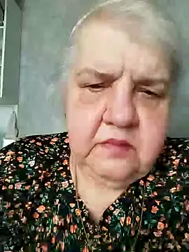 HapinessLovee online show from April 18, 12:51 pm