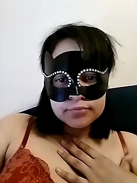 h4cPaolaMascherata online show from February 11, 8:38 am