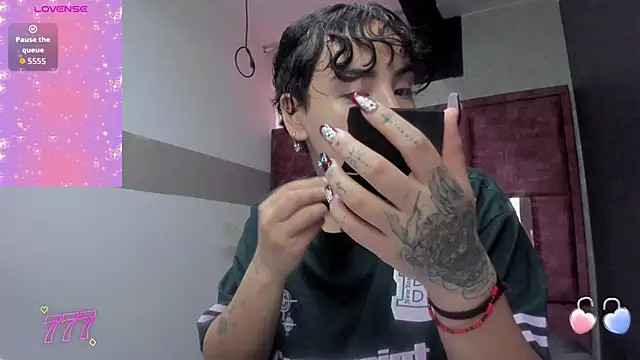 Kiara Fox   online show from April 13, 8:31 pm