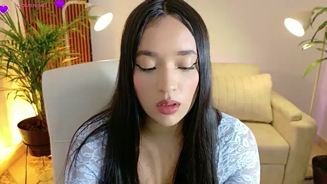 IAM  ZARA online show from February 5, 8:23 pm