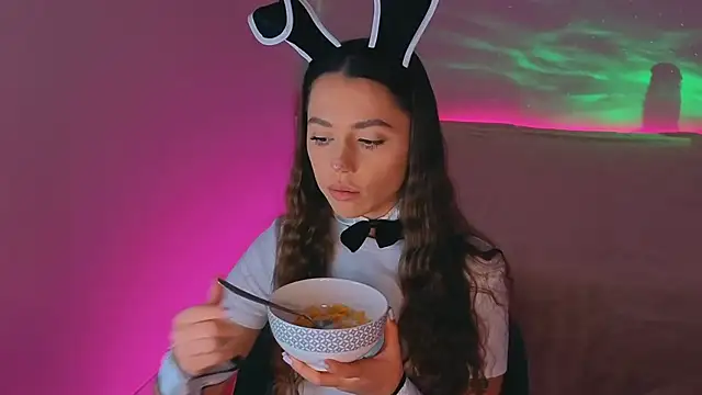 Maybebabetv online show from April 2, 6:27 pm