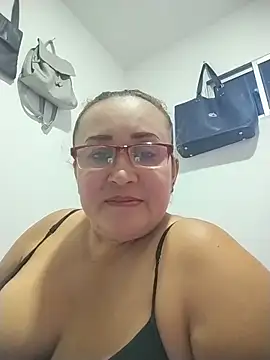 Nini Love  online show from March 10, 4:16 am