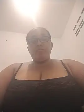 Nini Love  online show from June 22, 3:25 am