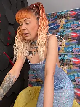 Tattoo  Moon online show from March 21, 1:32 am