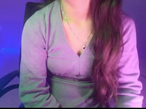 Isha Lush online show from December 18, 6:40 am