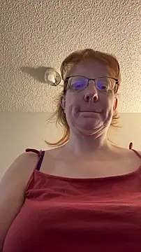 Lenaravenswood online show from January 16, 9:38 am