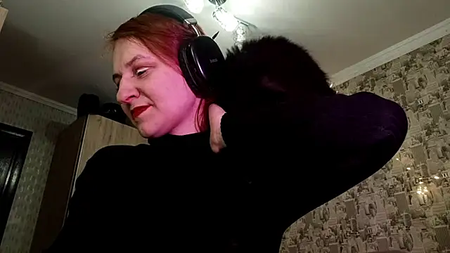 MerrillBarfield online show from December 16, 4:24 pm