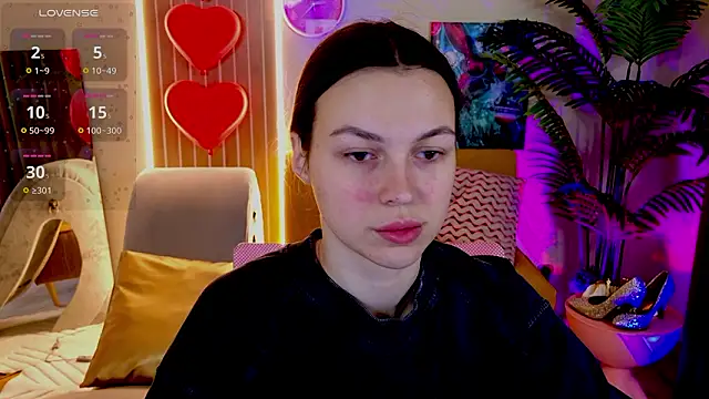 MaxinCarroll online show from March 12, 5:54 am