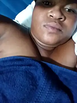 nuttynari online show from December 20, 7:40 pm