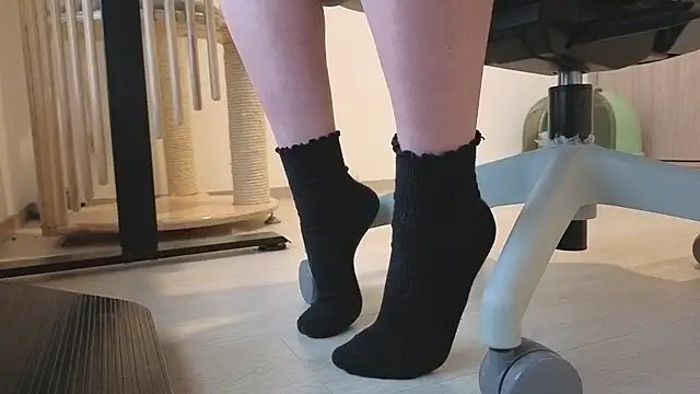 Feetbeth online show from February 23, 9:36 pm