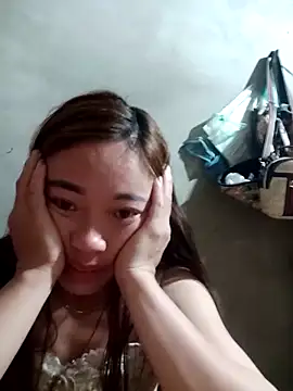 little-effy online show from March 28, 9:46 pm