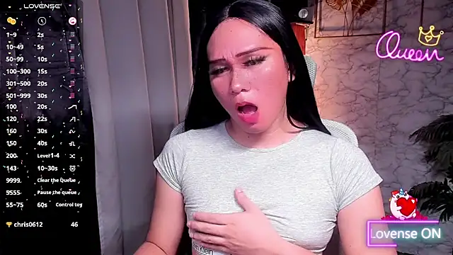 xSweet Gigi online show from March 13, 8:32 pm