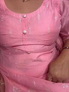 butterflyslay online show from February 12, 3:36 pm