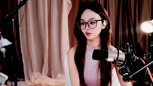 Chenchen 666 online show from June 21, 3:49 pm