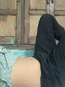 teena-11 online show from April 2, 11:35 pm