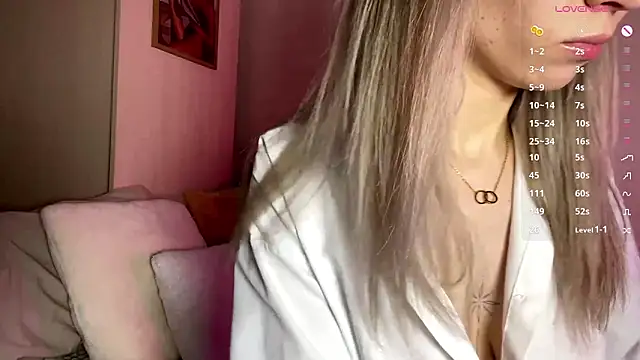 sun under skyy online show from March 28, 8:36 am