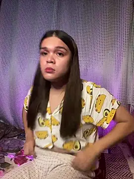 stripyapril online show from August 1, 2:08 pm