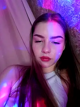 BitterPeach online show from December 19, 9:18 pm