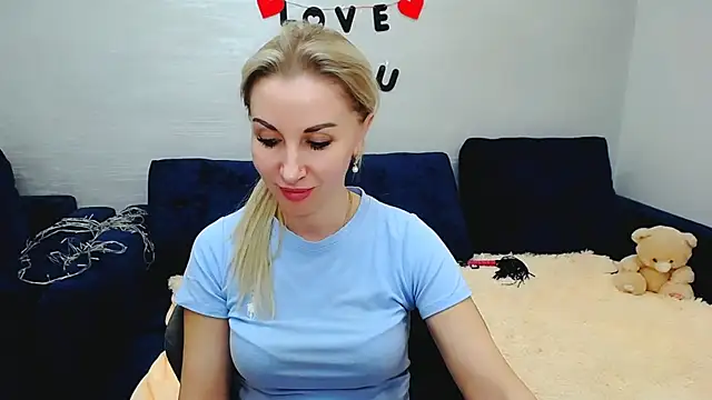 Hanna--Sweet online show from February 23, 5:23 pm