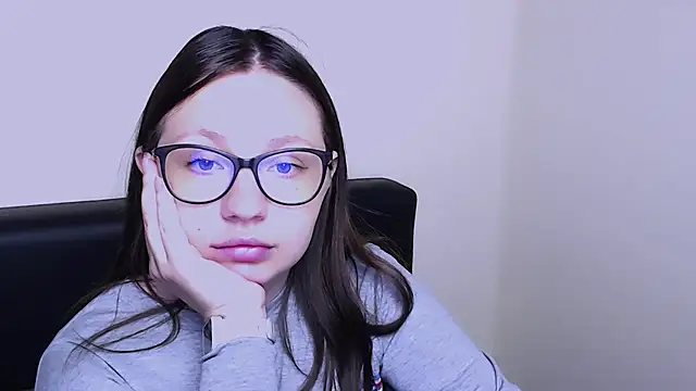 LiliaErmi online show from June 7, 7:26 am