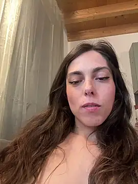 YourSlutQueen online show from April 28, 10:19 am
