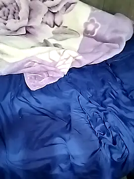 captainofgirl online show from April 28, 8:46 pm