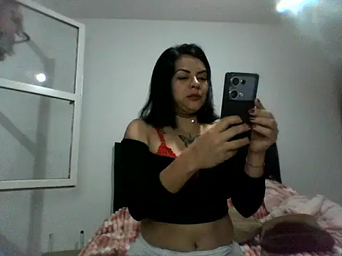 luluclark69 online show from July 17, 12:59 am