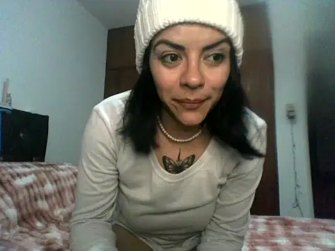 luluclark69 online show from July 29, 11:38 pm