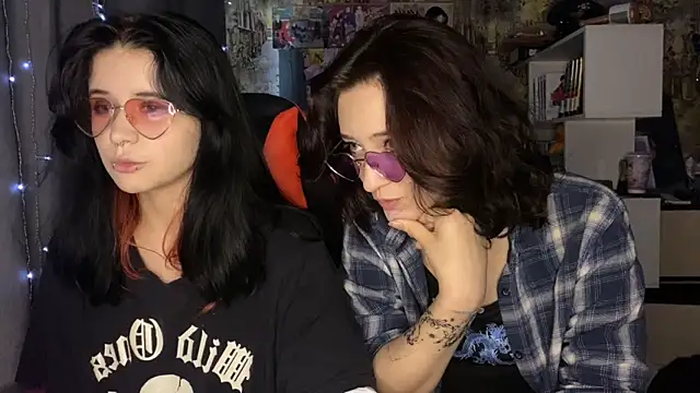 Absent Fairy online show from July 1, 4:06 pm
