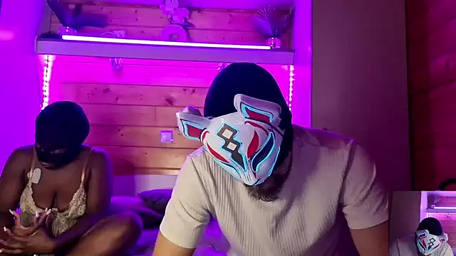 HairyEbonyCoupleliveporn online show from March 18, 12:26 am