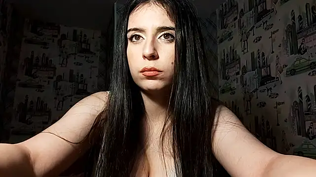 WaltraudPattie online show from January 6, 9:07 pm