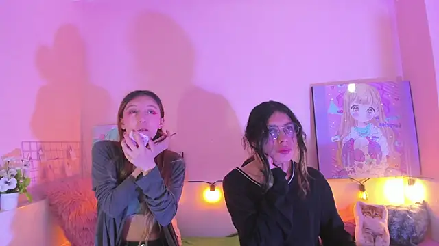 Briar y Blair online show from December 22, 2:20 pm