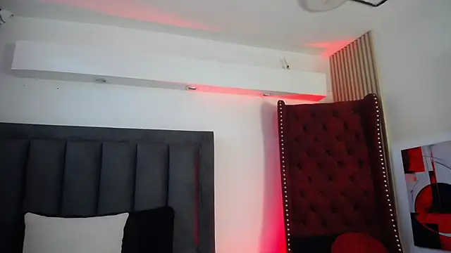 TransDivaSantana online show from April 18, 8:42 pm