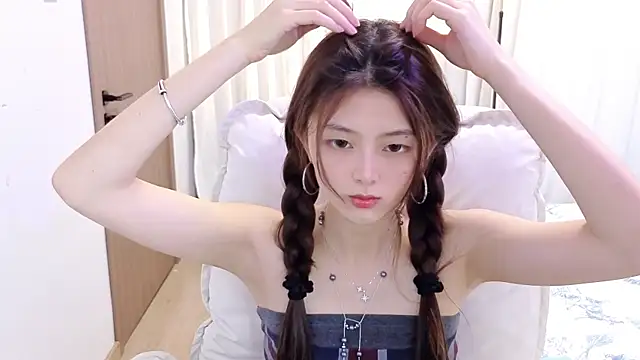 Koikoi    online show from April 19, 7:52 am