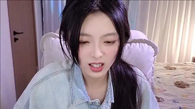 Koikoi    online show from February 27, 1:33 pm