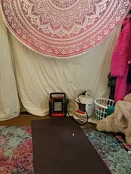 infinirose online show from April 28, 8:18 am