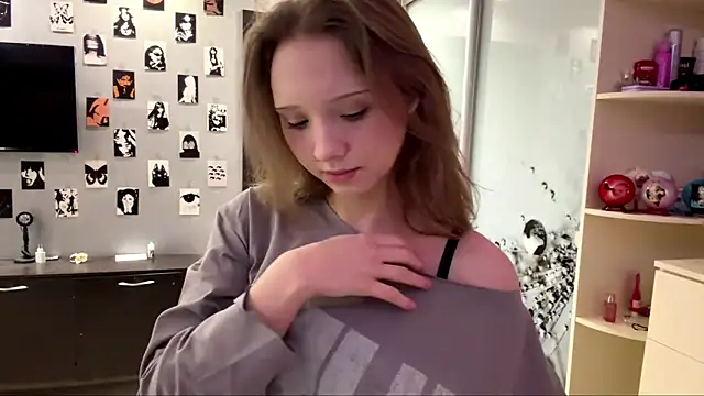 Princessofcashe online show from April 1, 3:09 pm