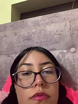 Candy LS online show from March 26, 8:10 pm