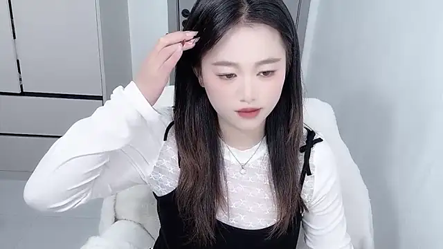 Amireux-8 online show from February 10, 12:08 pm