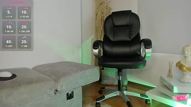 Amelie Wine online show from February 7, 7:29 pm