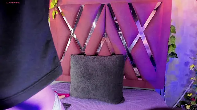 morgana white online show from March 4, 11:28 am