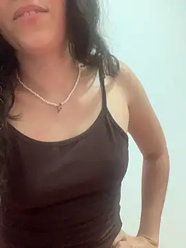 LatinDoll8 online show from April 14, 5:07 am