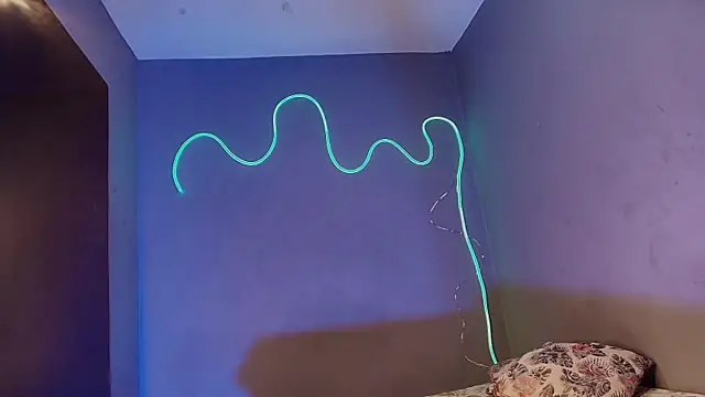 saramaartinez online show from December 22, 11:57 am