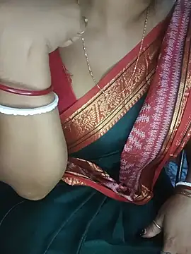 MAHI066 online show from August 2, 5:05 pm