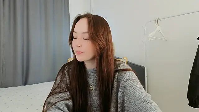 fallin lovee online show from March 27, 1:45 pm