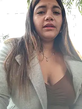 Ivy enjoy online show from February 7, 10:35 pm