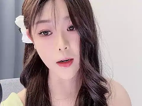 smalldaisy online show from January 17, 2:52 am