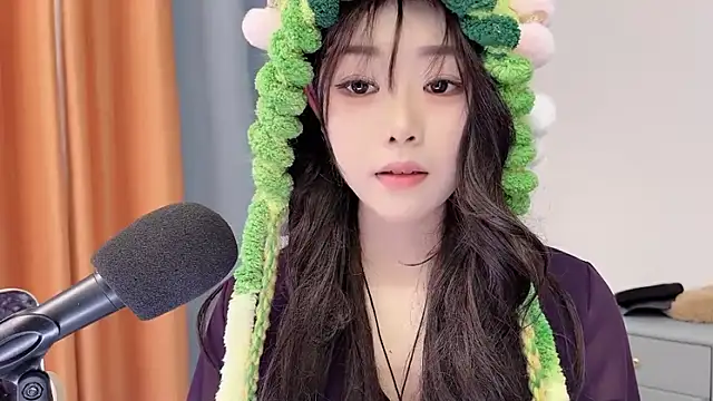 smalldaisy online show from February 3, 6:40 am