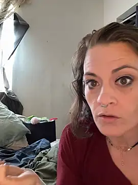 GoddessRae19 online show from March 18, 2:22 pm